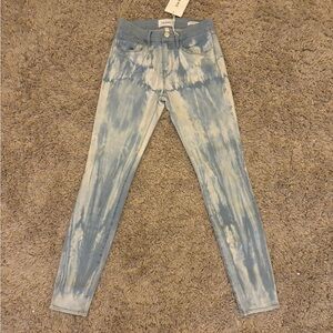 Frame Denim Light Blue Tie-Dye Skinny Jeans